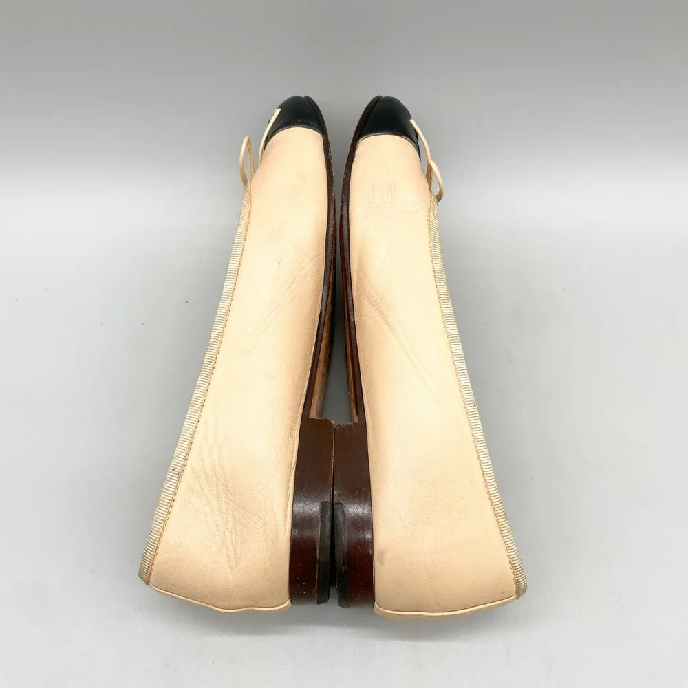 Chanel Womens 37.5 Ballet Flats Beige Black Leather CC Logo Two Tone Old Money